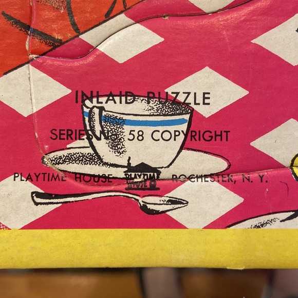 🐇Vintage 1958 Alice in Wonderland inlaid puzzle by Playtime House - Picture 3 of 10